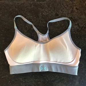 NWOT Under Armour Sports Bra with Padded Cups